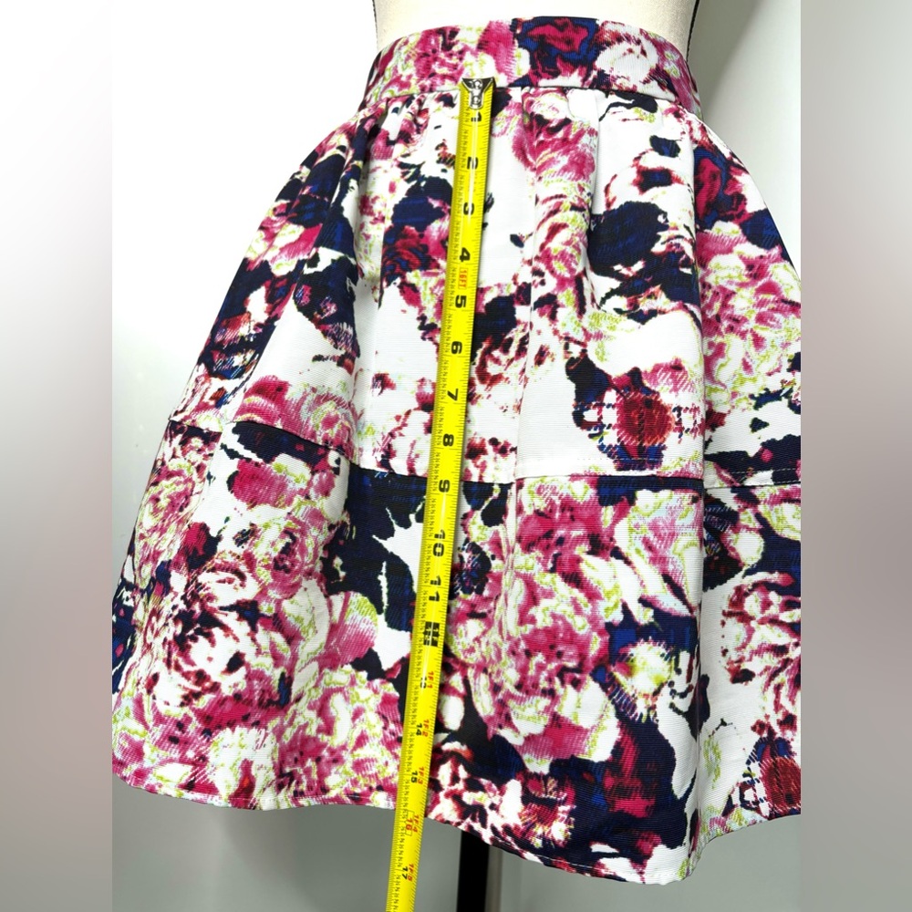 Floral A-line Tiered Full Mini Skirt Textured Grosgrain Fabric Lined w Pockets 4 - Picture 5 of 15